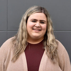 Meet your Posher, Ali